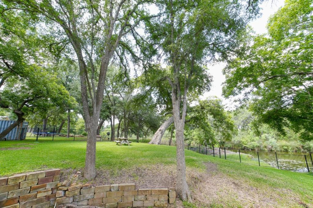 Lake Lbj 4Br Home W/ Boat Deck, Huge Yard 호스슈베이 외부 사진